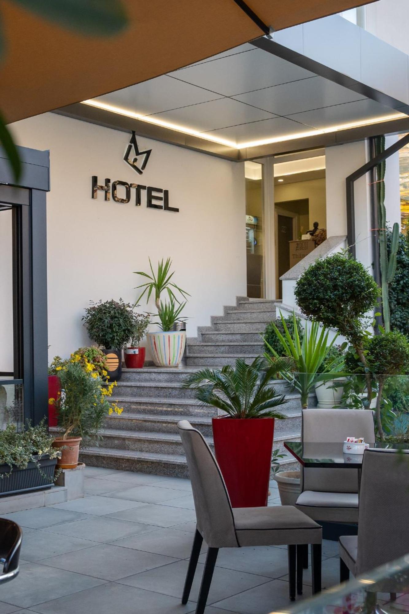 F&M Hotel 2 Tirana Zewnętrze zdjęcie