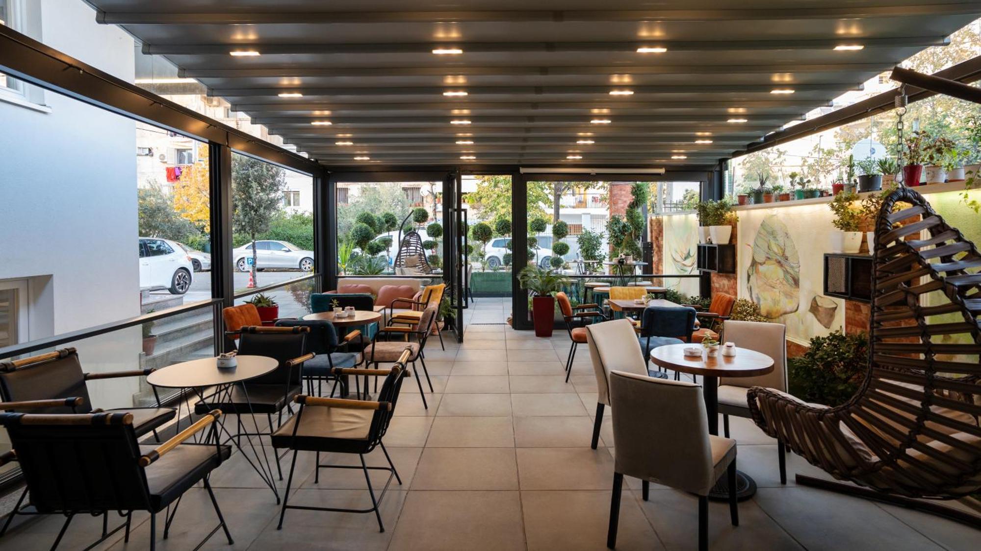 F&M Hotel 2 Tirana Zewnętrze zdjęcie