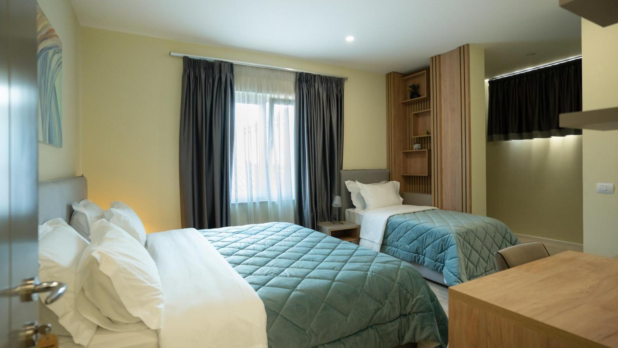 F&M Hotel 2 Tirana Zewnętrze zdjęcie